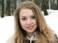 Feet - Galya A - 2012-08-23 Shivering in snow