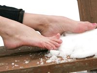 Feet - Galya A - 2012-08-23 Shivering in snow