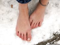Feet - Gayane - 2013-05-04 Barefoot girl in winter city