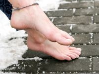 Feet - Gayane - 2013-05-04 Barefoot girl in winter city