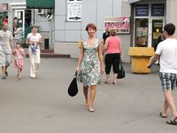 Feet - Gulnara A - 2010-11-01 Dirty feet in public