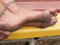 Feet - Gulnara A - 2010-11-01 Dirty feet in public