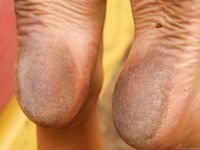 Feet - Gulnara A - 2010-11-01 Dirty feet in public