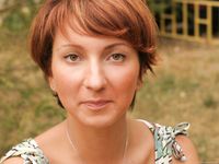 Feet - Gulnara A - 2010-11-01 Dirty feet in public