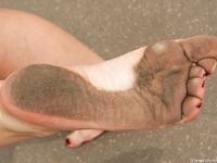 Feet - Inna - 2010-07-27 Business lady