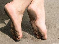 Feet - Inna - 2010-07-27 Business lady