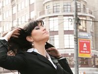 Feet - Inna - 2010-07-27 Business lady