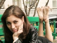 Feet - Inna A - 2011-05-27 Uncomfortable shoes