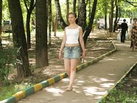 Feet - Ira A - 2007-11-26 Sunlit bare feet