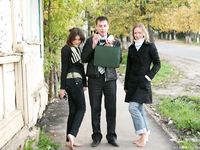 Feet - Ira B + Lena D - 2008-02-02 Long barefoot travel