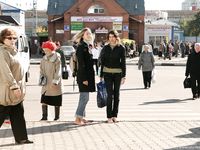 Feet - Ira B + Lena D - 2008-02-02 Long barefoot travel