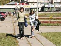 Feet - Ira B + Lena D - 2008-02-02 Long barefoot travel