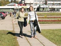 Feet - Ira B + Lena D - 2008-02-02 Long barefoot travel