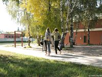 Feet - Ira B + Lena D - 2008-02-02 Long barefoot travel