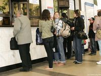 Feet - Ira B + Lena D - 2008-02-02 Long barefoot travel