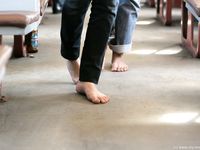 Feet - Ira B + Lena D - 2008-02-02 Long barefoot travel