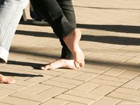 Feet - Ira B + Lena D - 2008-02-02 Long barefoot travel