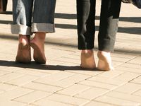 Feet - Ira B + Lena D - 2008-02-02 Long barefoot travel