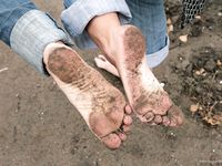 Feet - Ira B + Nata A - 2009-02-26 Autumn barefoot travel