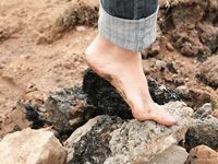 Feet - Ira B + Nata A - 2009-02-26 Autumn barefoot travel