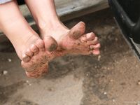 Feet - Ira B + Nata A - 2009-02-26 Autumn barefoot travel