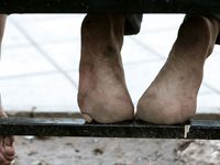 Feet - Ira B + Nata A - 2009-02-26 Autumn barefoot travel