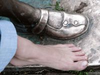 Feet - Ira B + Nata A - 2009-02-26 Autumn barefoot travel