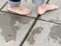 Feet - Ira B + Nata A - 2009-02-26 Autumn barefoot travel