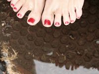 Feet - Ira B + Nata A - 2009-02-26 Autumn barefoot travel