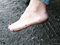 Feet - Ira B + Nata A - 2009-02-26 Autumn barefoot travel