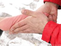 Feet - Ira B - 2008-02-26 A romantic winter walk