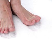 Feet - Ira B - 2008-02-26 A romantic winter walk