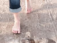 Feet - Ira B - 2008-02-26 A romantic winter walk