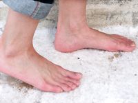 Feet - Ira B - 2008-02-26 A romantic winter walk