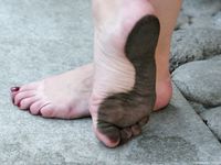 Feet - Ira C - 2011-01-27 Rest in a park