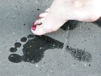 Feet - Ira C - 2011-01-27 Rest in a park