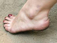 Feet - Ira C - 2011-01-27 Rest in a park