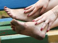 Feet - Ira C - 2011-01-27 Rest in a park