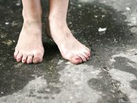 Feet - Ira C - 2011-01-27 Rest in a park