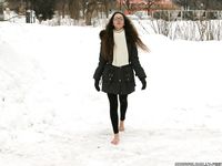 Feet - Ira D - 2013-07-29 The first winter barefoot experience