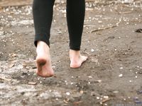 Feet - Ira D - 2013-07-29 The first winter barefoot experience
