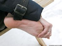 Feet - Ira D - 2013-07-29 The first winter barefoot experience