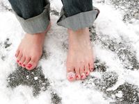 Feet - Ira E - 2013-11-11 Barefoot and happy