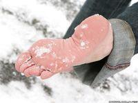 Feet - Ira E - 2013-11-11 Barefoot and happy