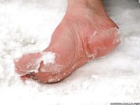 Feet - Ira E - 2013-11-11 Barefoot and happy