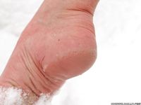 Feet - Ira E - 2013-11-11 Barefoot and happy