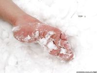 Feet - Ira E - 2013-11-11 Barefoot and happy