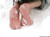 Feet - Ira E - 2013-11-11 Barefoot and happy