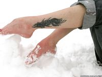 Feet - Ira E - 2013-11-11 Barefoot and happy