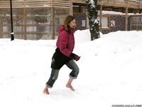 Feet - Ira E - 2013-11-11 Barefoot and happy